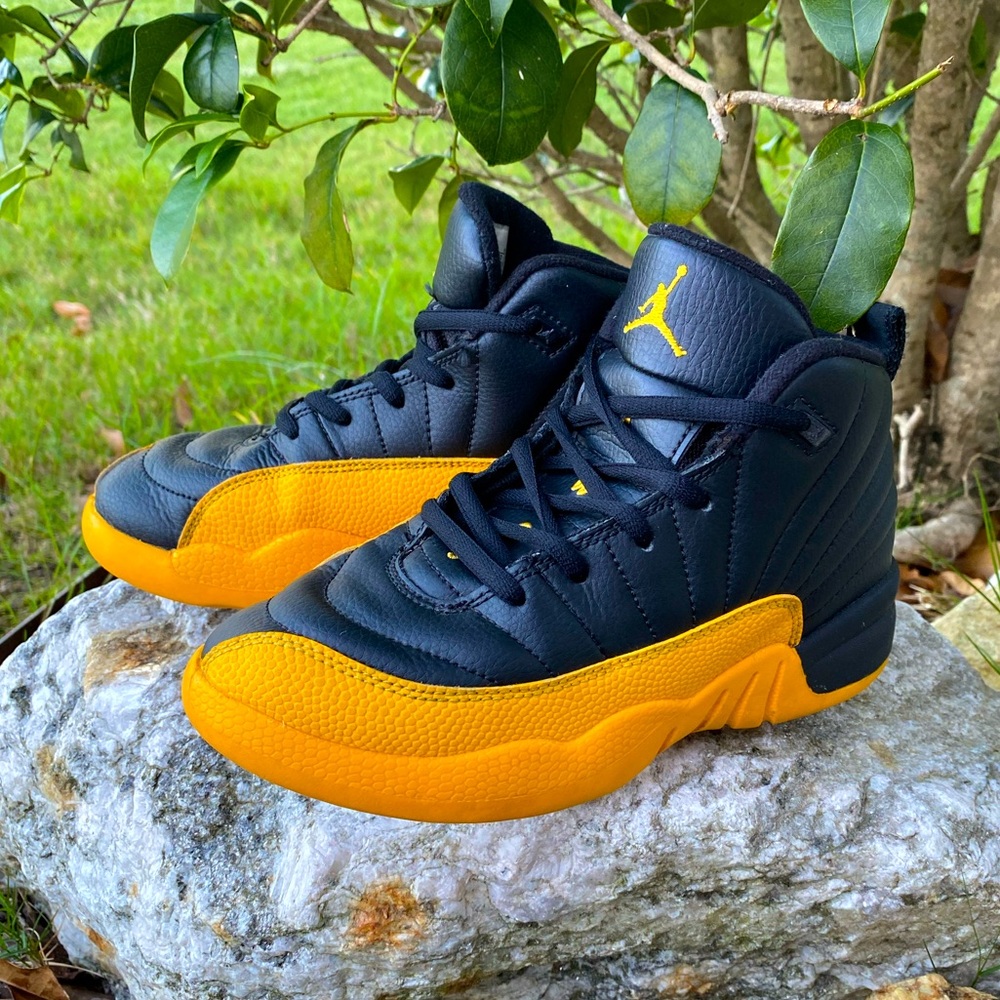 Air Jordan 12 Retro Black University Gold (PS)